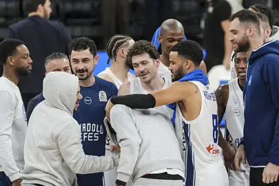 Anadolu Efes, bu sezon "yokları oynuyor"