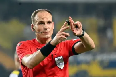 FCSB-Fenerbahçe maçının hakemi belli oldu!