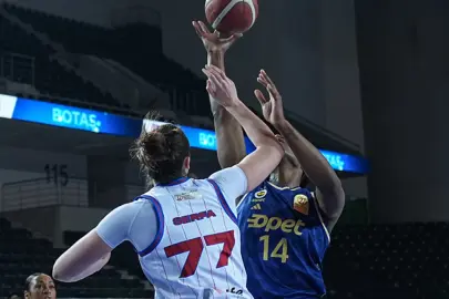 Fenerbahçe Opet, BOTAŞ'ı farklı geçti