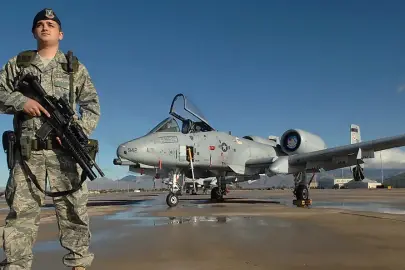 Orta Doğu'da sıcak saatler. ABD ve İran'dan tatbikat restleşmesi