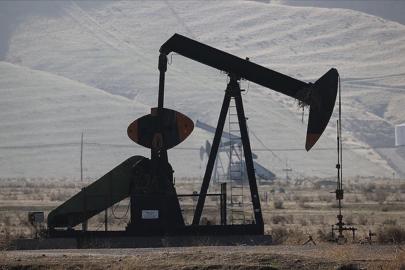 Trump'ın İran kararının petrole etkisi: Brent 63,97 dolara geriledi