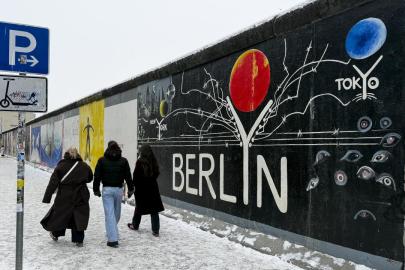 Almanyada CDU, vatandaşlık için en az 8 yıl ikamet şartının yeniden getirilmesini istiyor