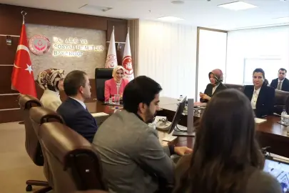 Bakan Göktaş, Türkiye Teknoloji Takımı Vakfı Yönetim Kurulu Başkanı Hıdır ile görüştü