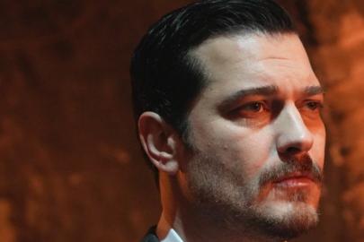 Çağatay Ulusoy, yakın arkadaşına kız istedi