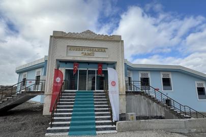 Depremlerde yıkılan 125 camiden 57'si yeniden yapılarak ibadete açıldı