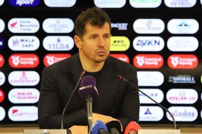 Emre Belözoğlu: Oynadığımız futbola çok fazla söylenecek bir şey yok
