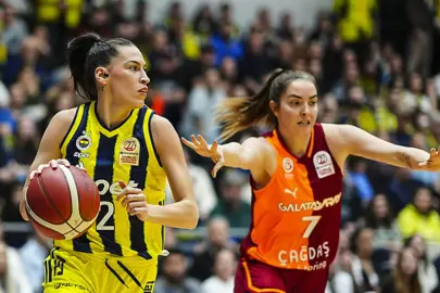 Fenerbahçe Opet, Galatasaray Çağdaş Faktoring'i mağlup etti!
