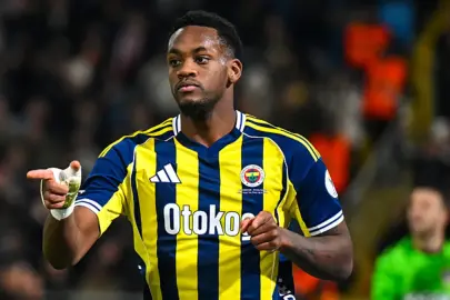Fenerbahçe’de Jhon Duran’ın ayrılığı iptal oldu!