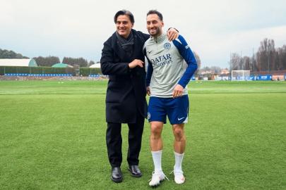 Montella'dan İtalya çıkarması: Inter'de Hakan Çalhanoğlu ile buluştu