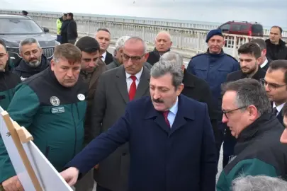 Samsun Valisi Tavlı, Yakakent OSB'de Güzelceçay Çayı ıslah çalışmalarını inceledi