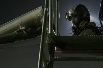 WSJ: ABD, 2003'teki Irak işgali sonrası Orta Doğu'ya en büyük hava gücünü taşıyor