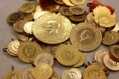 Yatırımcı ne yapmalı? İşte dev bankanın yıl sonu için altın tahmini