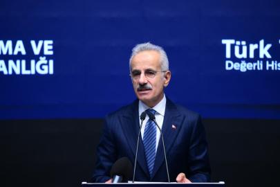 Bakan Uraloğlu: 5G'ye geçişle mobil internet hızımız 10 kata yakın artacak