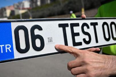 EGM: Standart plakaların değişim zorunluluğu bulunmamakta