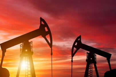 Gerilim azalmadı, petrol fiyatları arttı