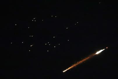 İran: ABD ve İsraile ait 200 nokta füzelerle hedef alındı