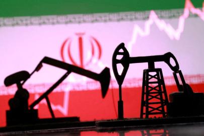 İran Meclis Başkanı: Enerji fiyatlarını düşürmek için o kadar çok sahte haber yaydılar ki piyasa uyuştu