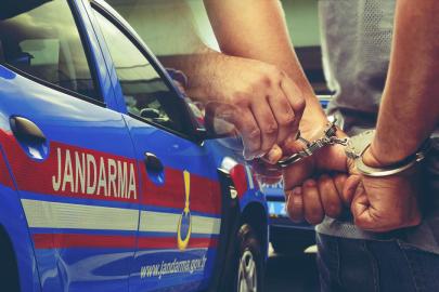 İstanbul'da suç örgütü çökertildi: 5 tutuklama