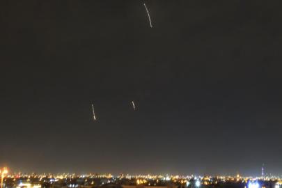 Katar'da patlama sesleri duyuldu