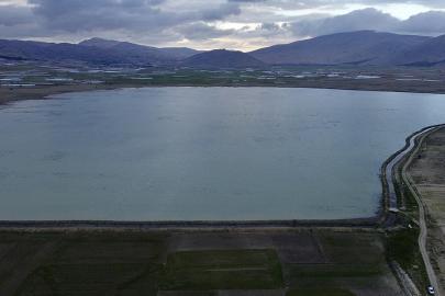 Sağanak sonrası tarım arazileri sular altında kaldı