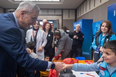 Sağlıklı Çocuk Sağlıklı Gelecek Programı ile 500 bin çocuk sağlık elçisi oldu