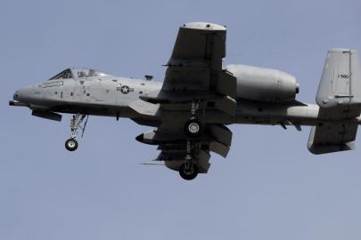 ABD, Avrupa ile Orta Doğu'ya yeni savaş uçakları ve tanker uçaklar sevk etti