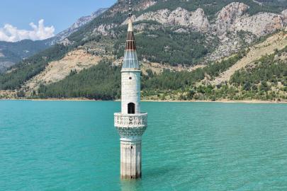 Alaköprü Barajı'nın dolmasıyla eski yerleşim yeri su altında kaldı