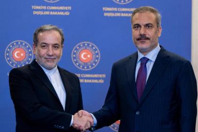 Bakan Fidan, Iranlı mevkidaşı Erakçi ile görüştü