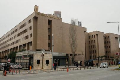 Bornova Belediye Başkanı ile 3 belediye çalışanı gözaltında