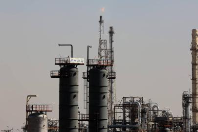 İran basını: Şiraz'daki Petrokimya Kompleksi'ne de saldırı düzenledi