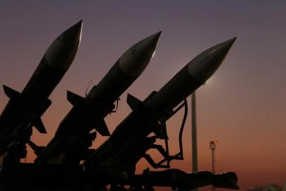 İran ordusu: ABD'ye ait bölgedeki metal sanayi tesisleri hedef alındı