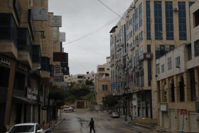 İşgalci İsrail, Hamursuz Bayramı bahanesiyle El Halil'de bazı mahallelerde sokağa çıkma yasağı uyguluyor