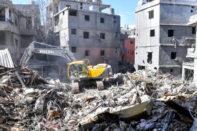 İsrail'in Lübnan'a saldırılarını başlatmasından bu yana hayatını kaybedenlerin sayısı 1953'e çıktı