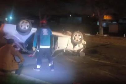 Şanlıurfa'da iki otomobil birbirine girdi: 2 ölü, 2 yaralı