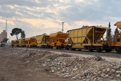 Suriye sınırındaki 350 kilometrelik hat tren trafiğine açıldı