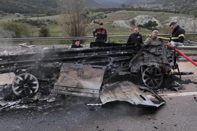 Afyonkarahisar'da feci kaza: 1 ölü, 1 yaralı