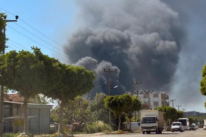 Antalya'da depo yangını