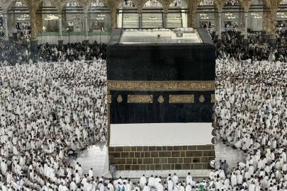 Hacı adaylarının kutsal topraklara yolculuğu başladı: Çalışmalar yerinde görüntülendi