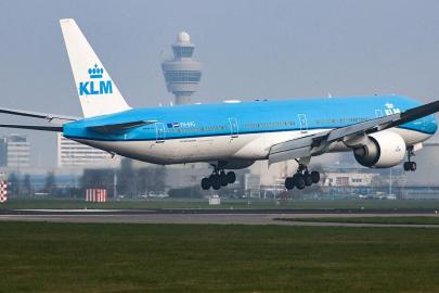 KLM kabin memuru hantavirüs şüphesiyle hastaneye kaldırıldı