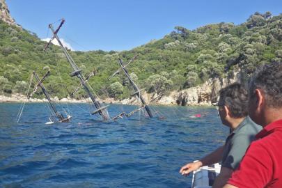Marmaris'te tur teknesi battı