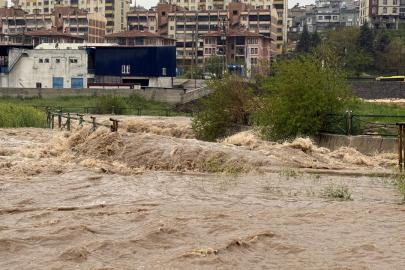 Türkiye'de nisanda 148 şiddetli meteorolojik olay meydana geldi