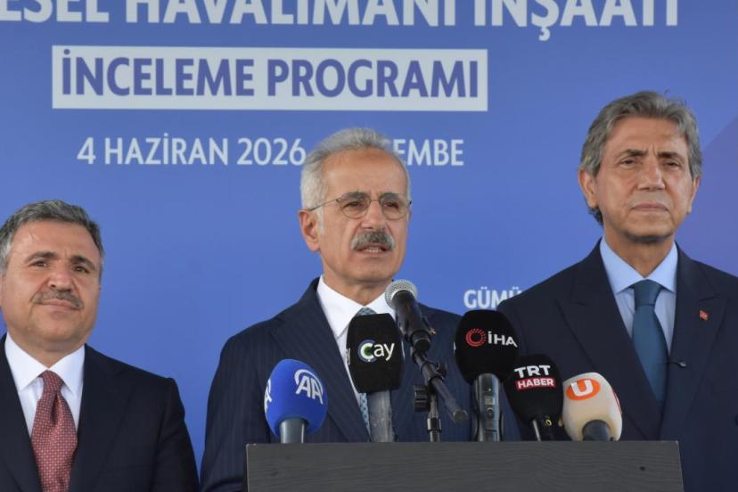 Bakan Uraloğlu: İstanbul Havalimanı'nda günlük 1730 uçuşla yeni bir rekora imza attık