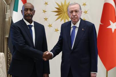 Cumhurbaşkanı Erdoğan, Sudan Egemenlik Konseyi Başkanı Burhan ile görüştü