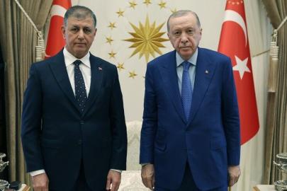 Cemil Tugay kimdir, AK Parti'ye mi katılıyor? İzmir Belediye Başkanı Cemil Tugay'ın hayatı