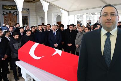 Üsküdar Belediye Başkanvekili Dündar Ziya Gültekin son yolculuğuna uğurlanıyor
